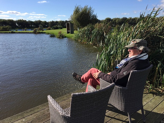 不仅是坚持 不仅是坚持